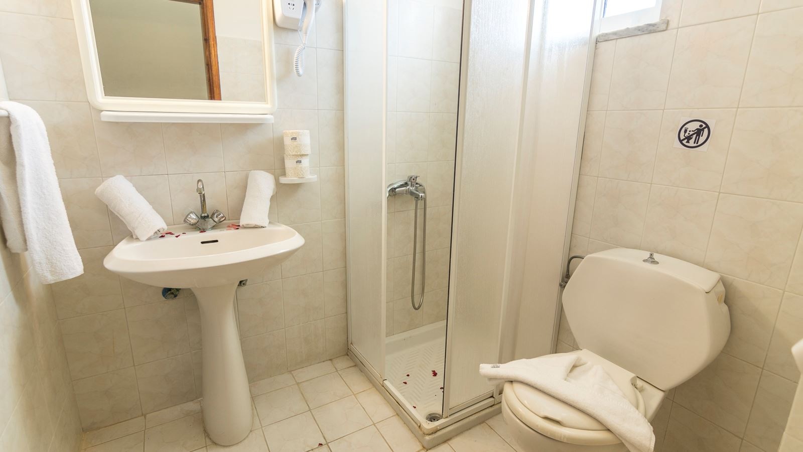 rooms-room-double-balcony-or-terrace