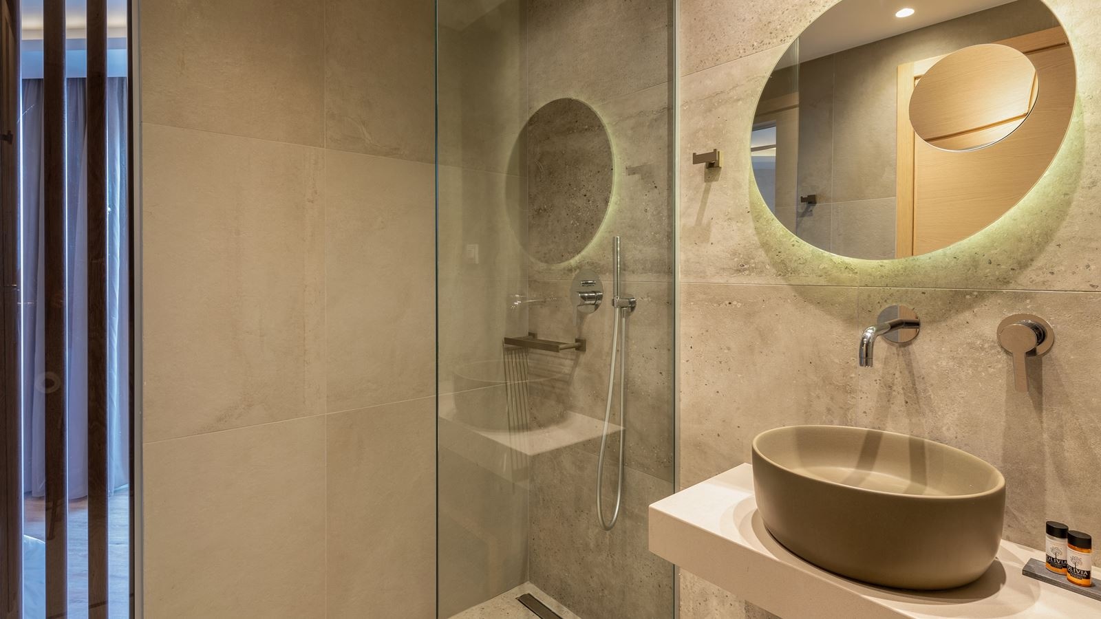 rooms-double-standard-room