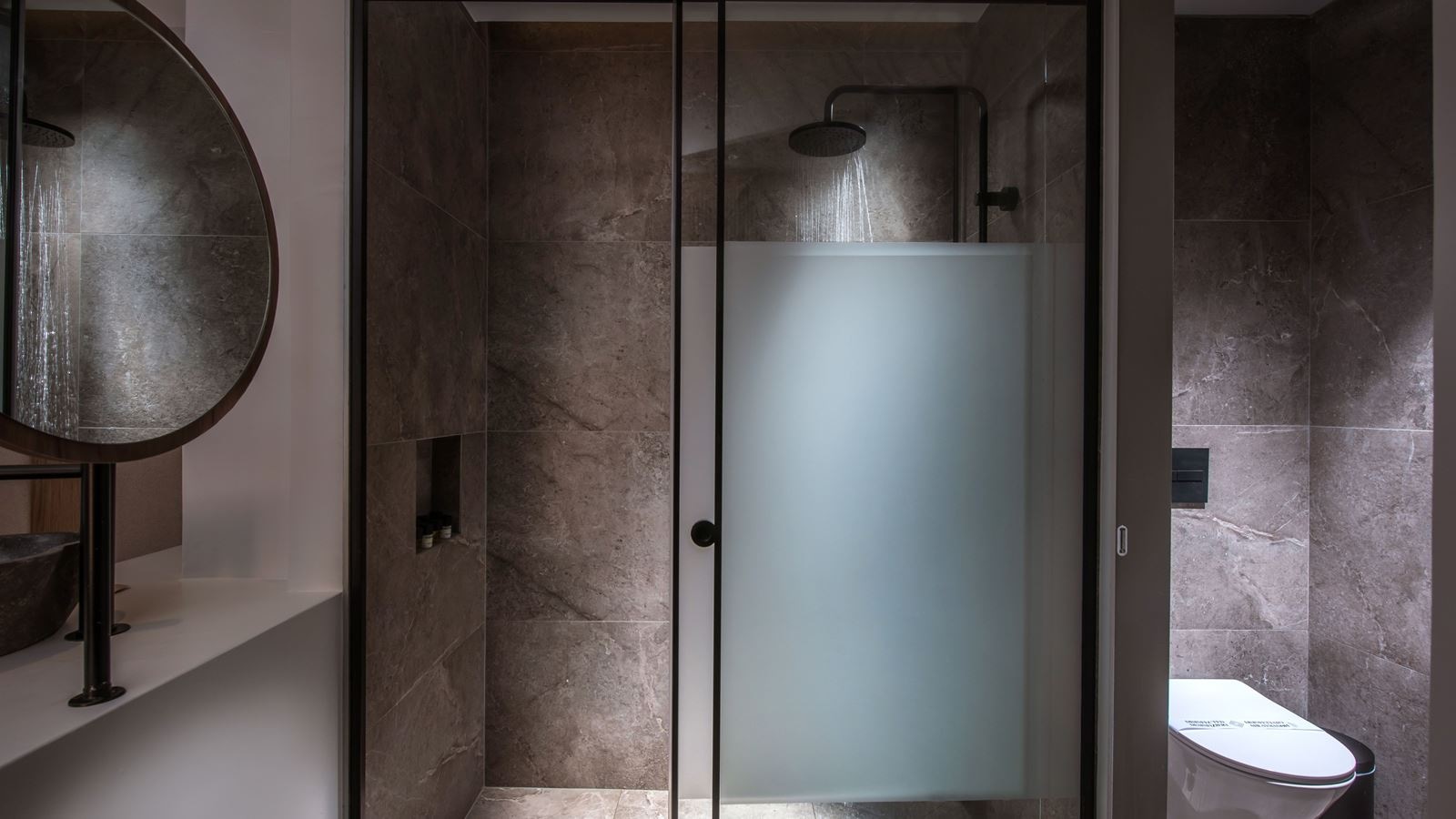 rooms-executive-room