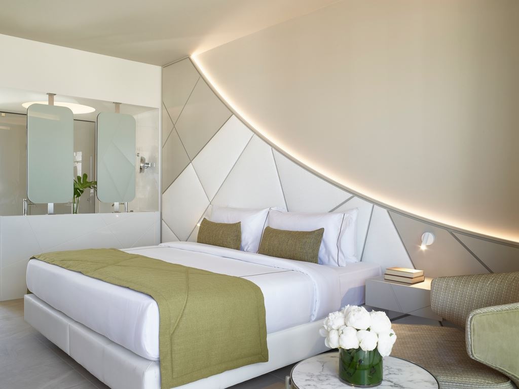 rooms-deluxe-bungalow-room-swim-up--garden-view