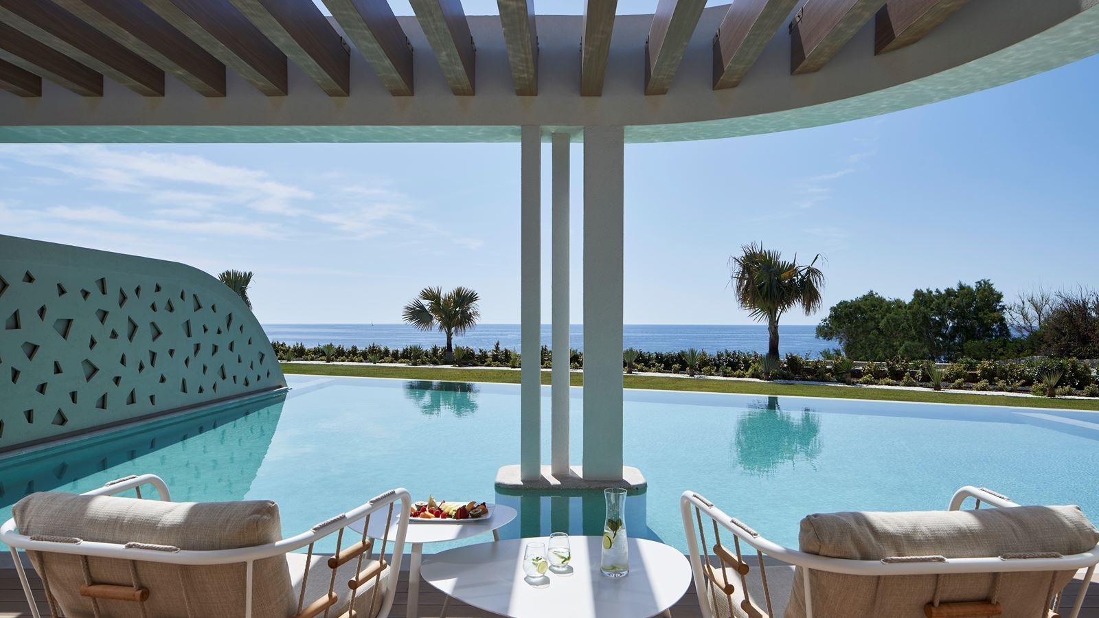 rooms-mayia-suite-with-private-pool-sea-view