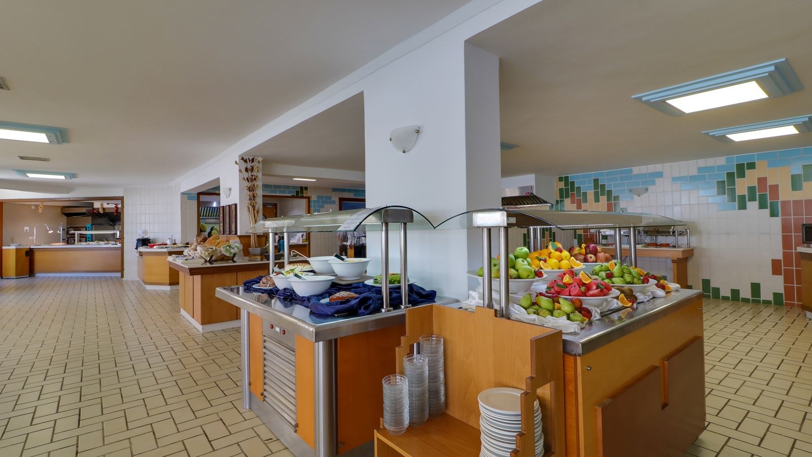 restaurants-snack-bar