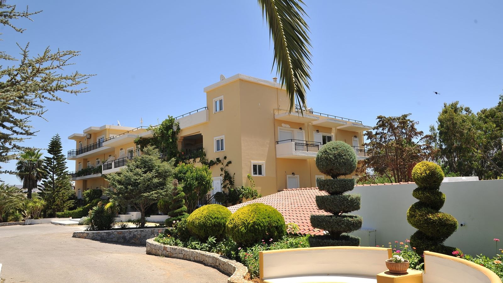 general-main-building