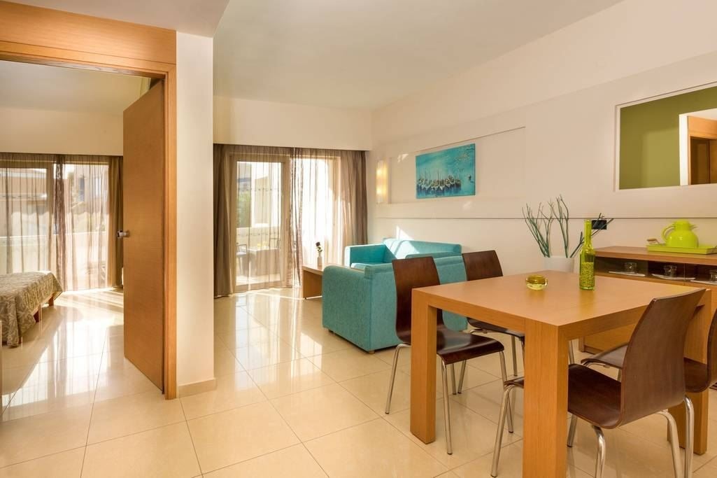 rooms-junior-suite-garden-view