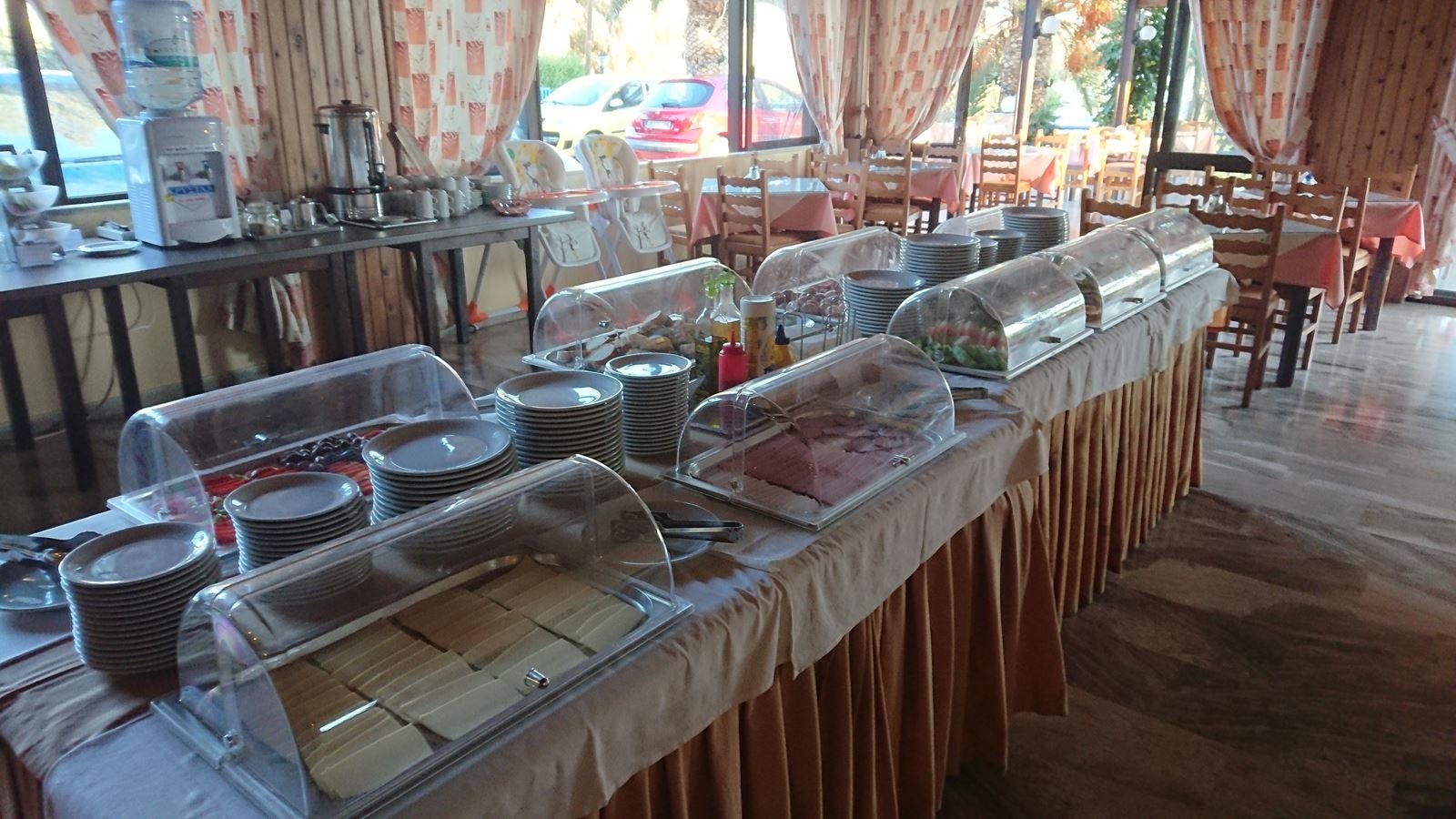 restaurants-main-restaurant