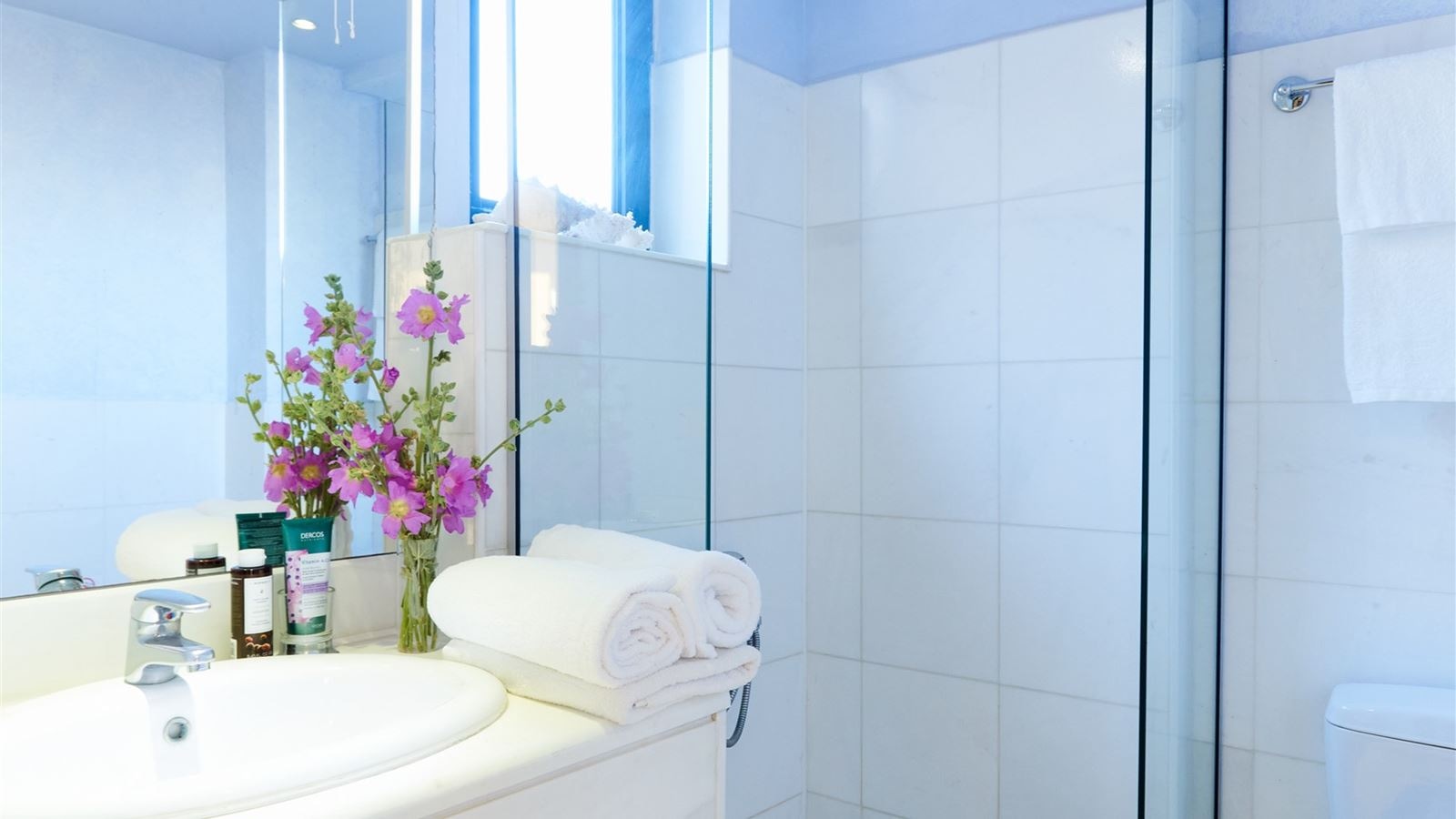 rooms-deluxe-suite-sv-3-pax