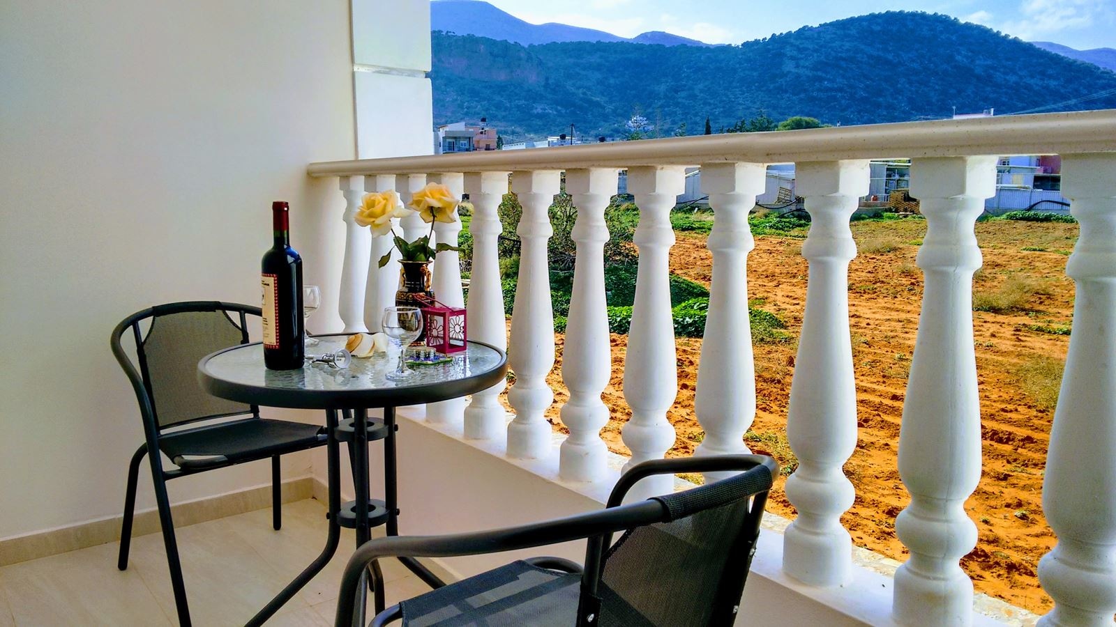 rooms-1-bedroom-triple-apartment-garden-view-balcony-or-terrace