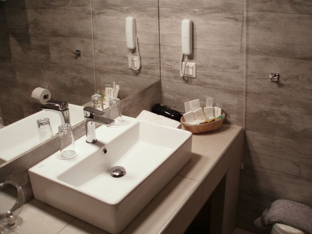 rooms-double-room-garden-view