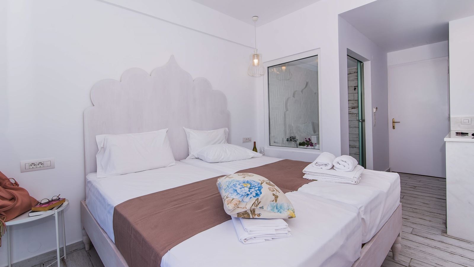 rooms-suite-junior-double-balcony-or-terrace