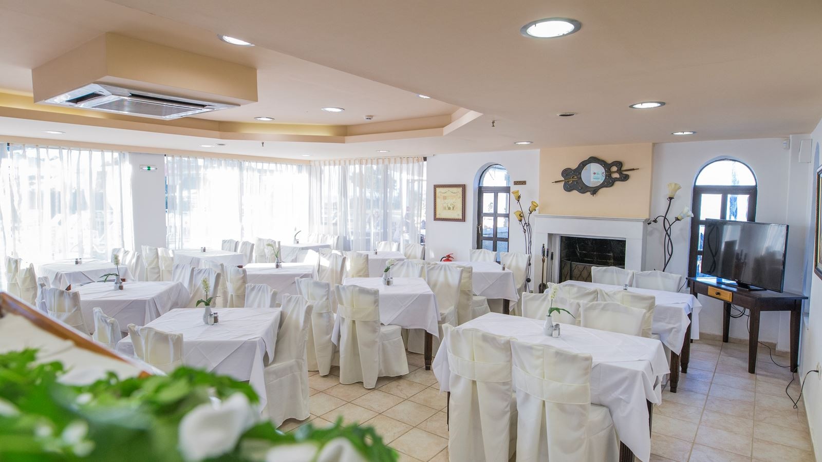 restaurants-aquamarine-restaurant