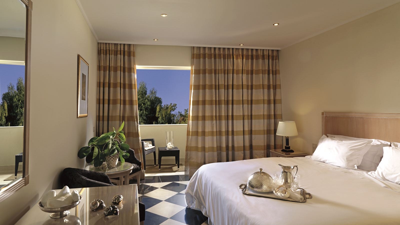 rooms-main-building-or-bungalow--classic--garden-view