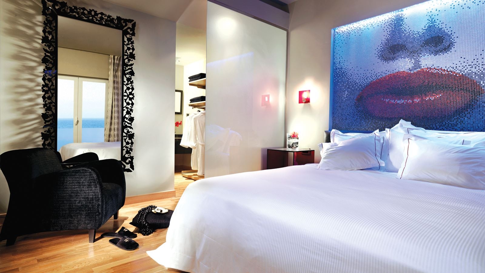 rooms-luxury-family-1-bedroom-suite