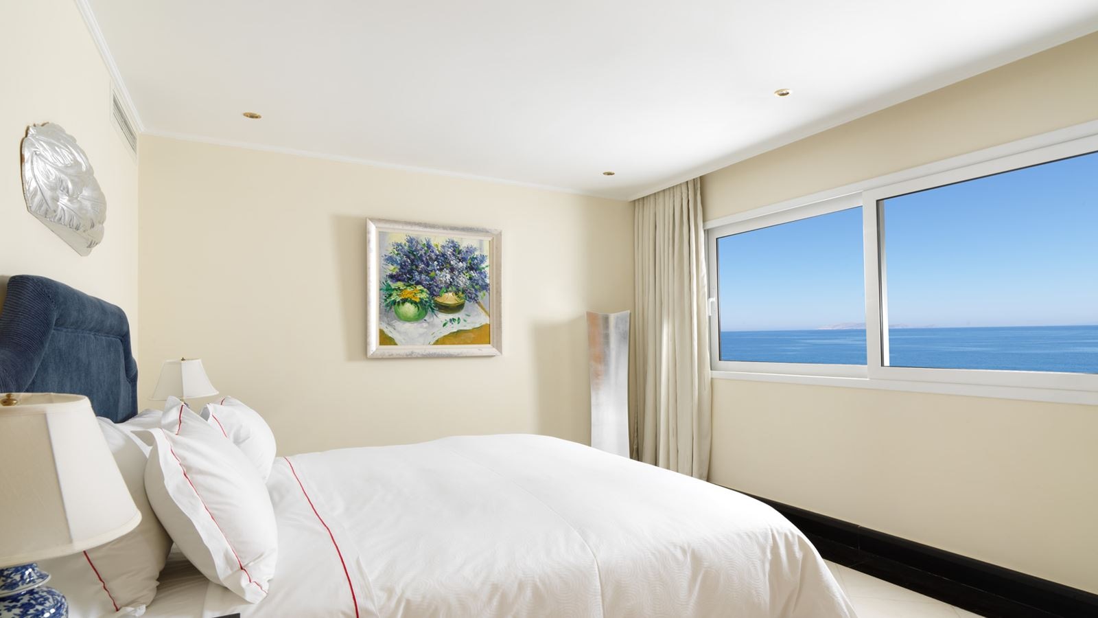 rooms-exclusive-3-bedroom-maisonette-private-pool