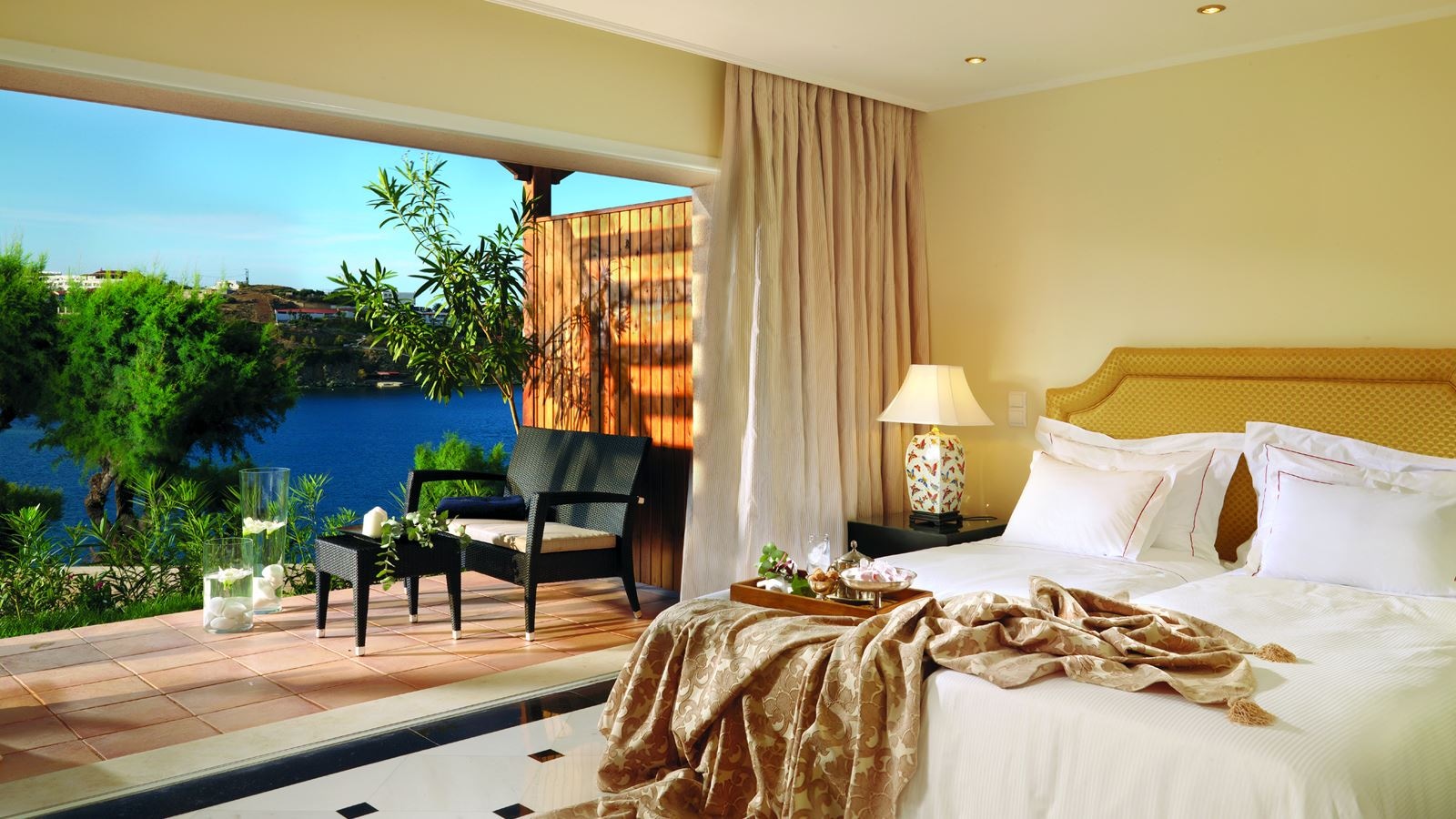 rooms-exclusive-2-bedroom-suite