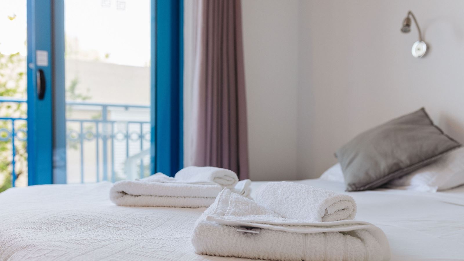 rooms-twin-or-double-room