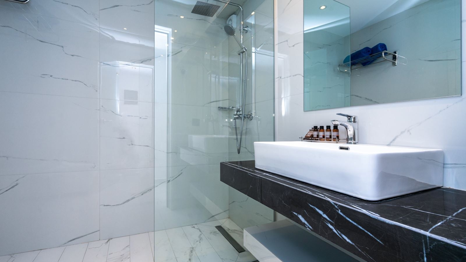 rooms-executive-suite