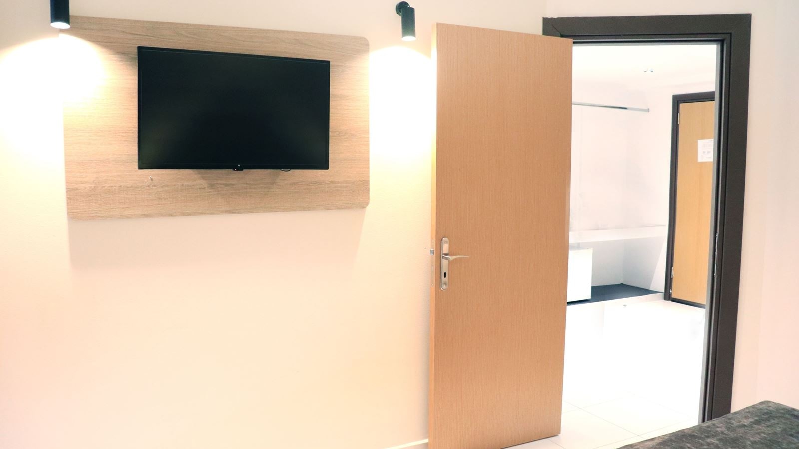 rooms-executive-suite