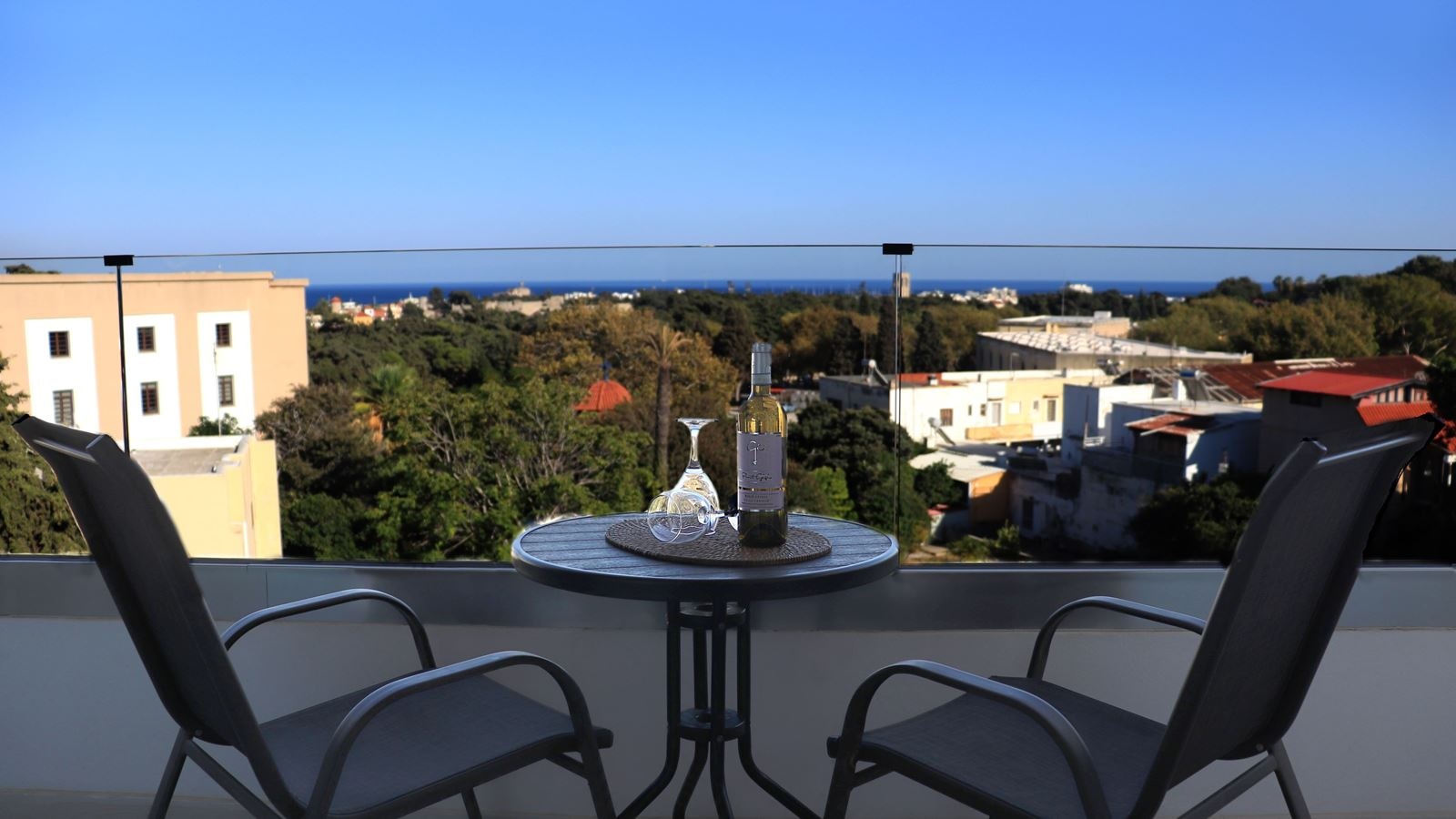 rooms-executive-suite