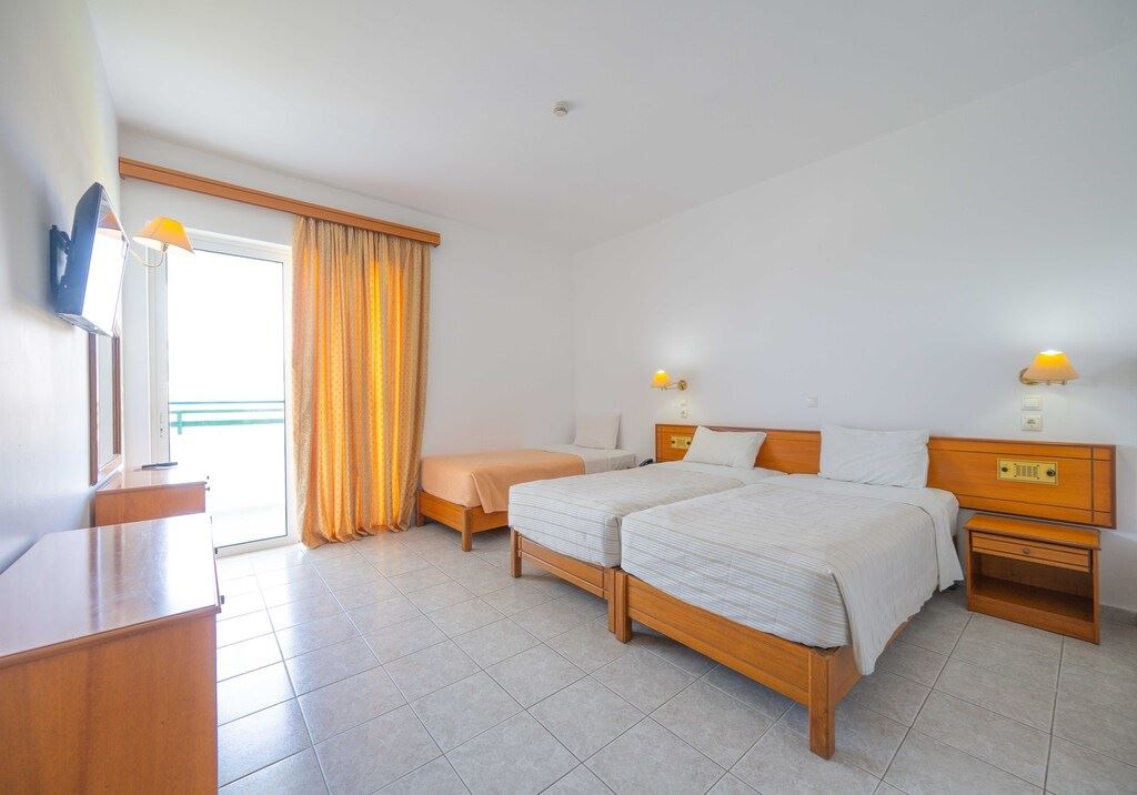 rooms-standard-double-room