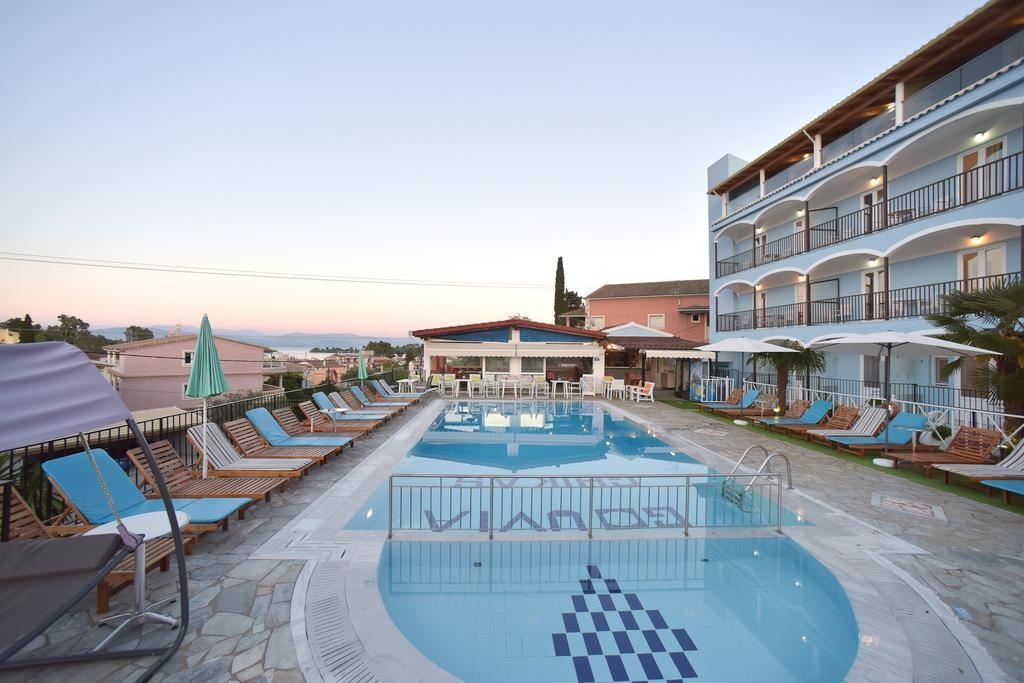 pools-outdoor-pool