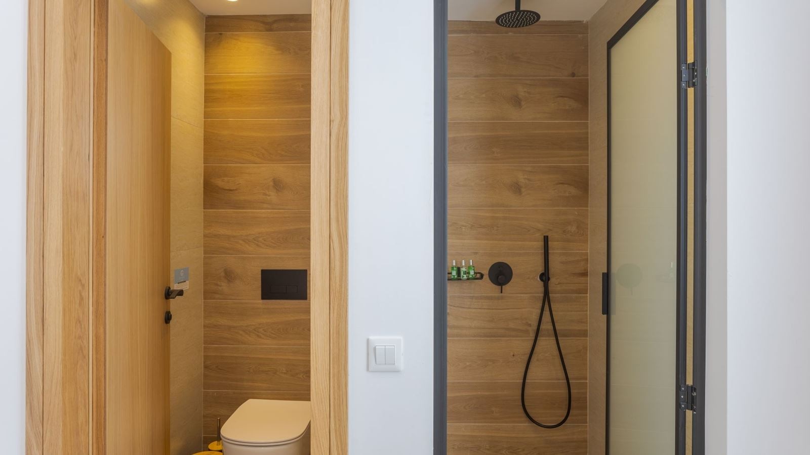 rooms-luxury-grand-suit-sea-view-terrace