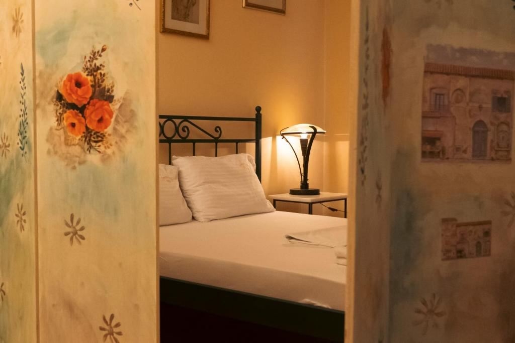 rooms-suite-with-jacuzzi