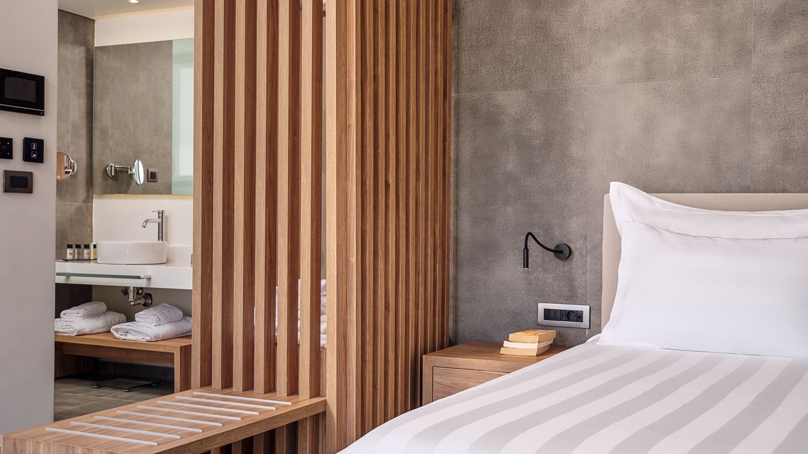 rooms-deluxe-double-garden-view