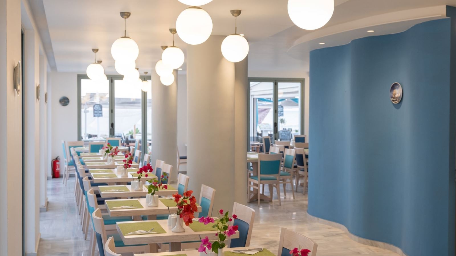 restaurants-breakfast-area