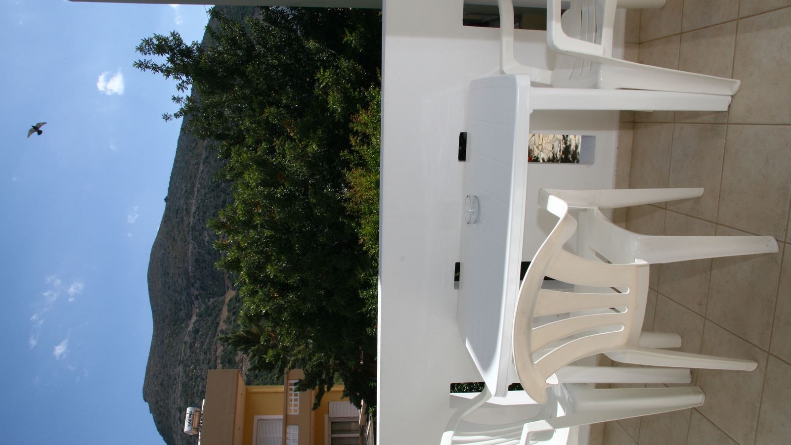 rooms-apartment-1-bedroom-gardenview