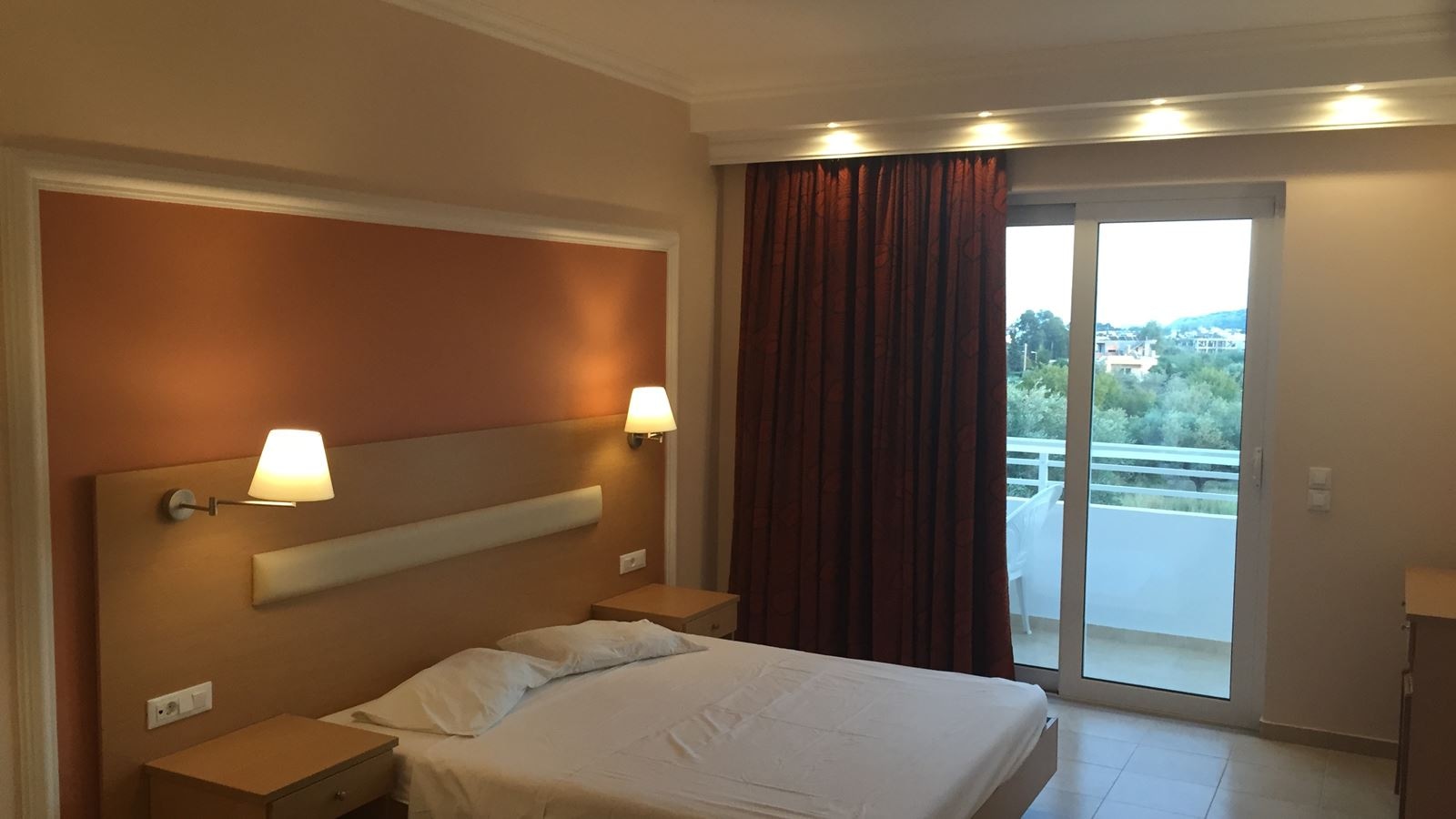 rooms-doubletriple-room