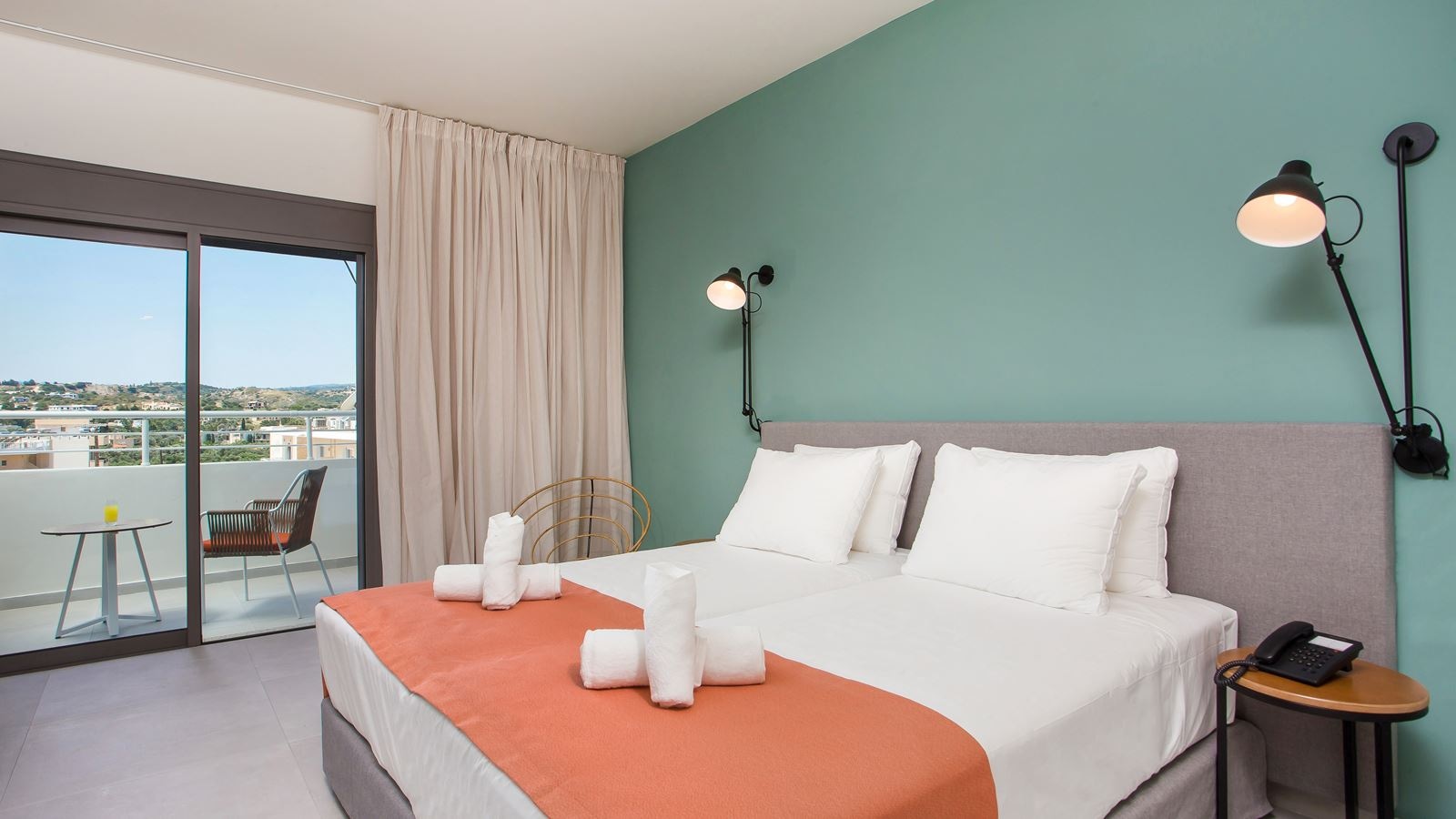 rooms-double-standard