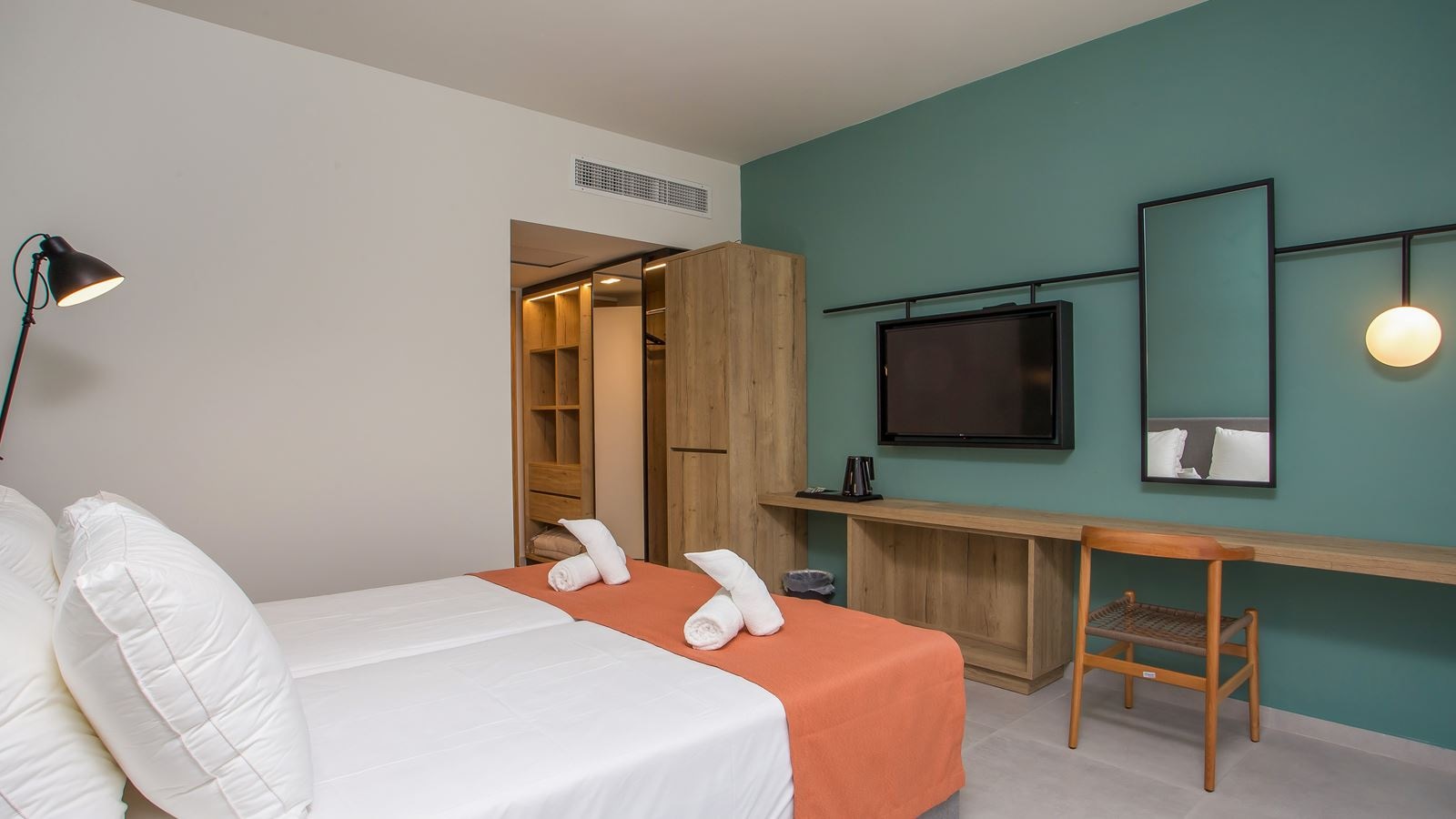 rooms-double-standard