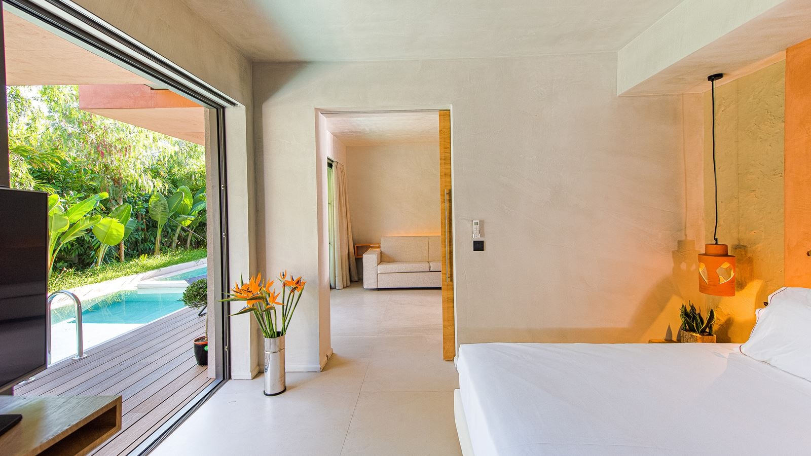 rooms-amphora-suite-with-private-pool