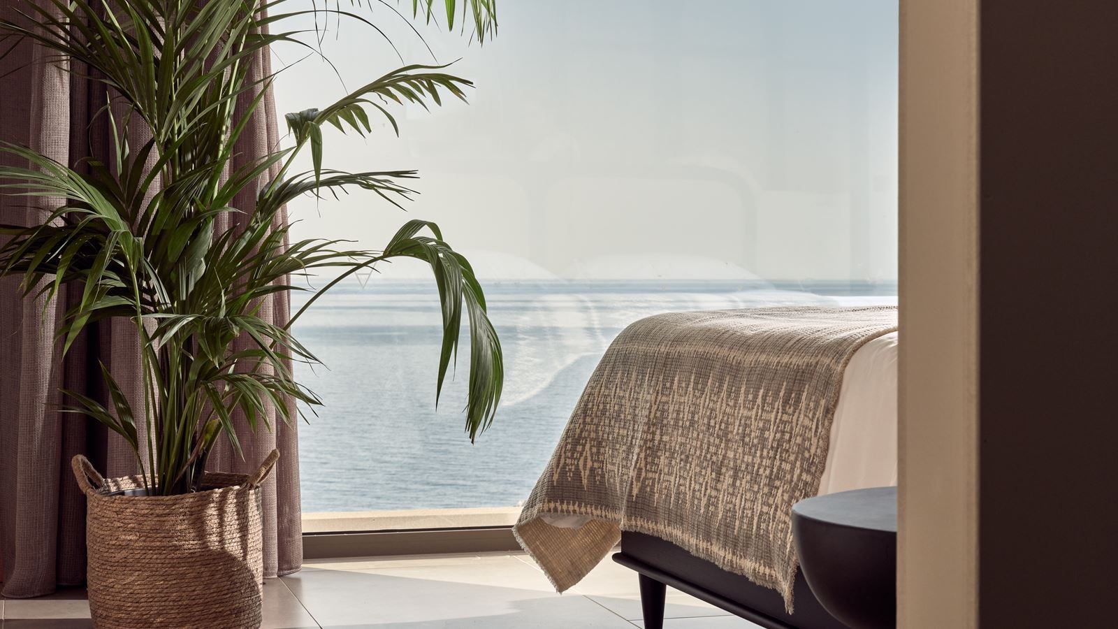 rooms-grand-villa-sea-view-with-private-pool