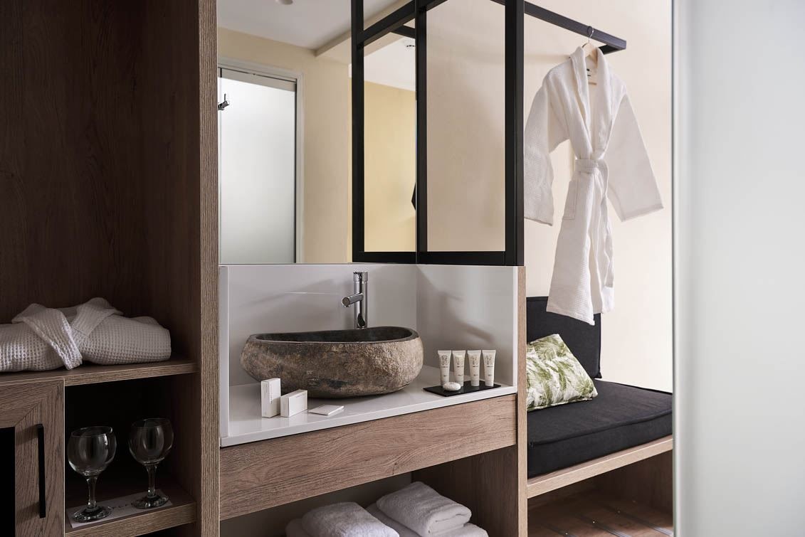 rooms-room-double-garden-view