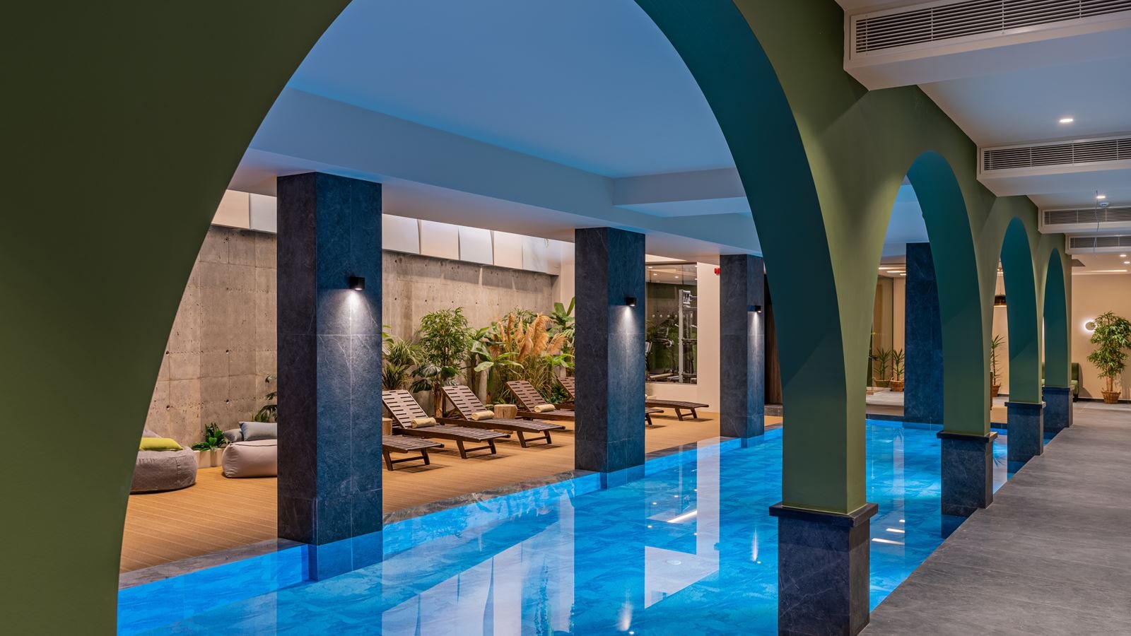 pools-indoor-pool