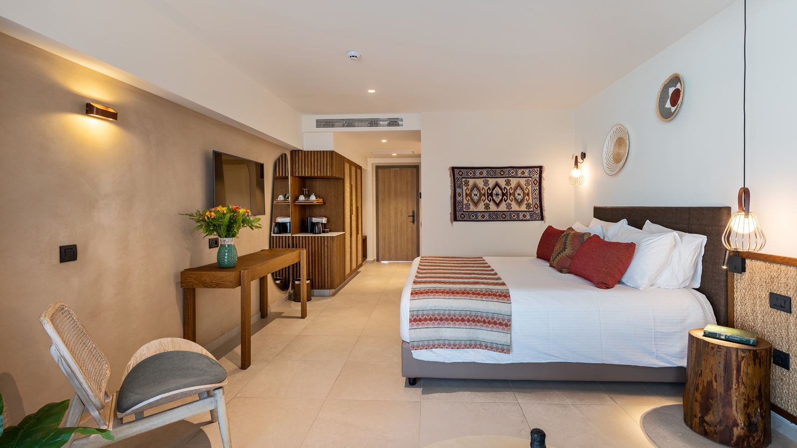 rooms-superior-junior-suite