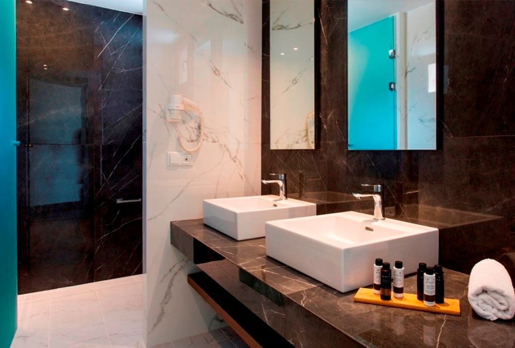 rooms-exclusive-room