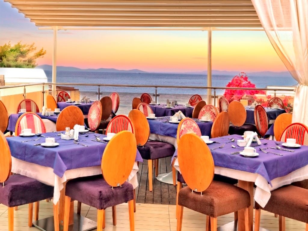 restaurants-olympion-sunset-main-restaurant