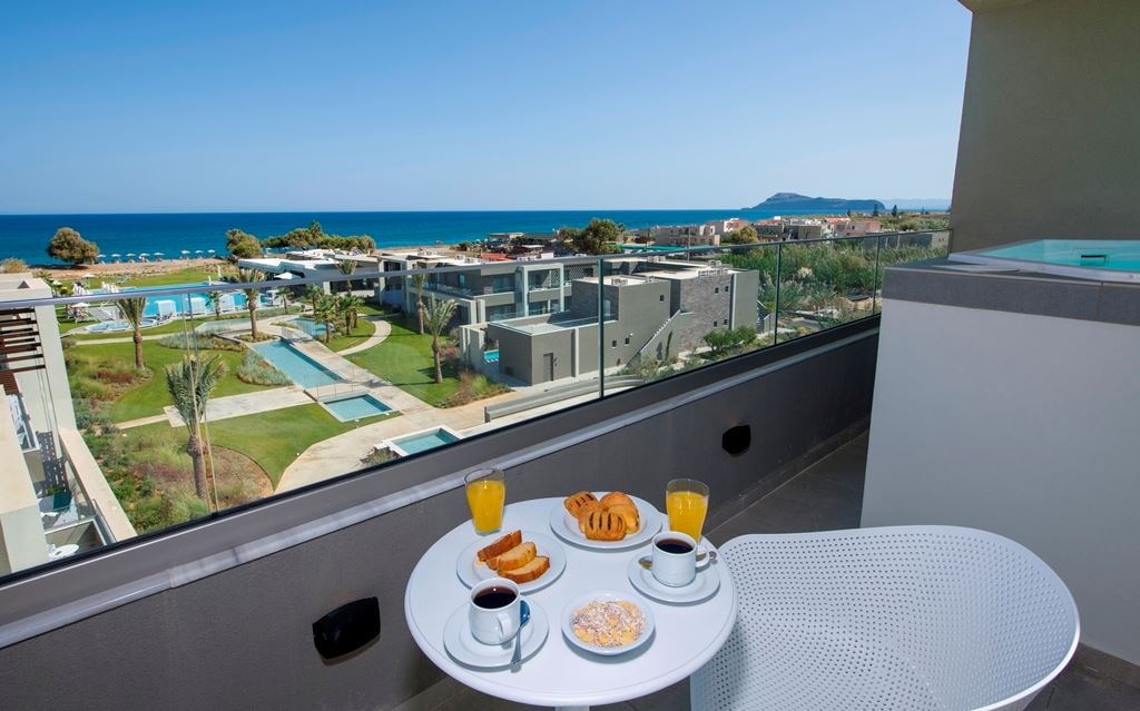 rooms-executive-with-private-pool