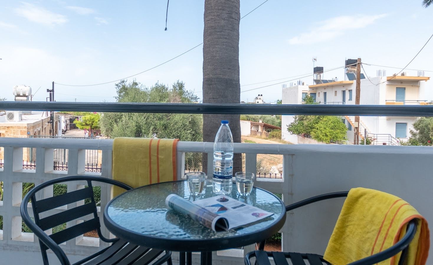 rooms-standard-twin-studio-gardenview-balcony-or-terrace