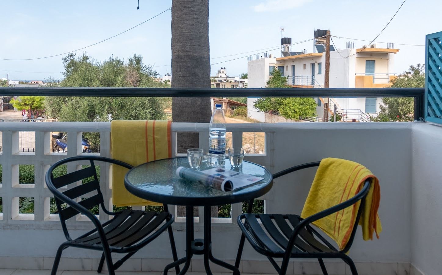 rooms-standard-twin-studio-gardenview-balcony-or-terrace