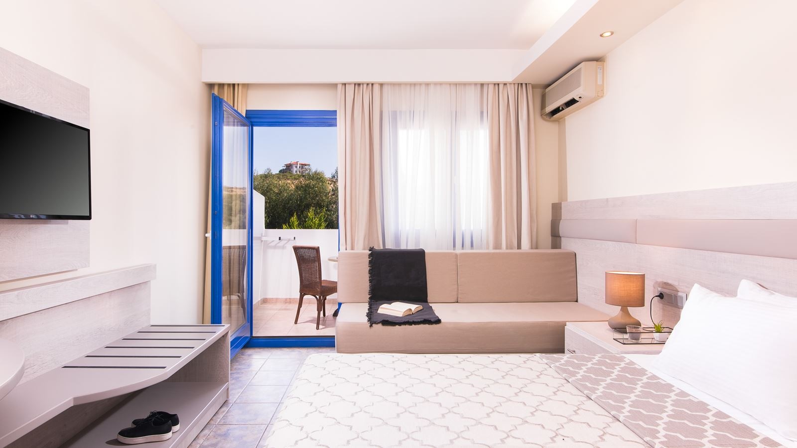 rooms-double-or-twin-garden-view