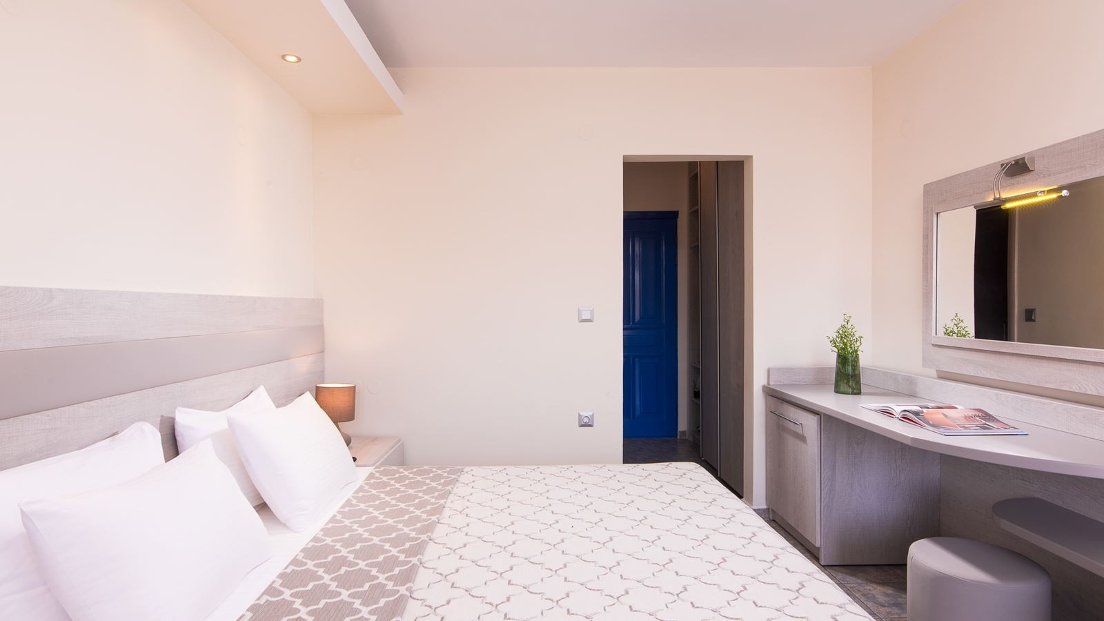 rooms-double-or-twin-garden-view