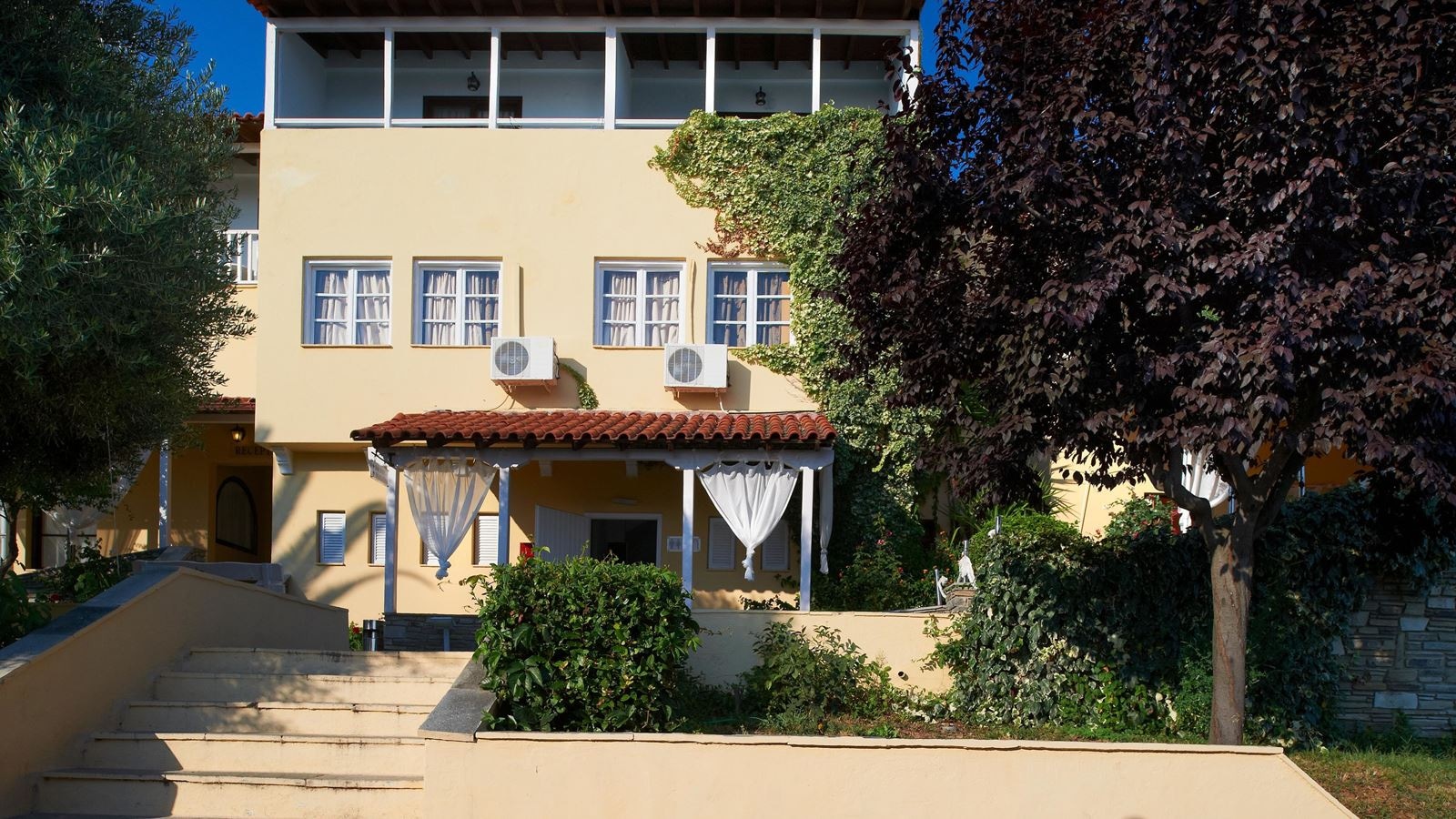 general-main-building