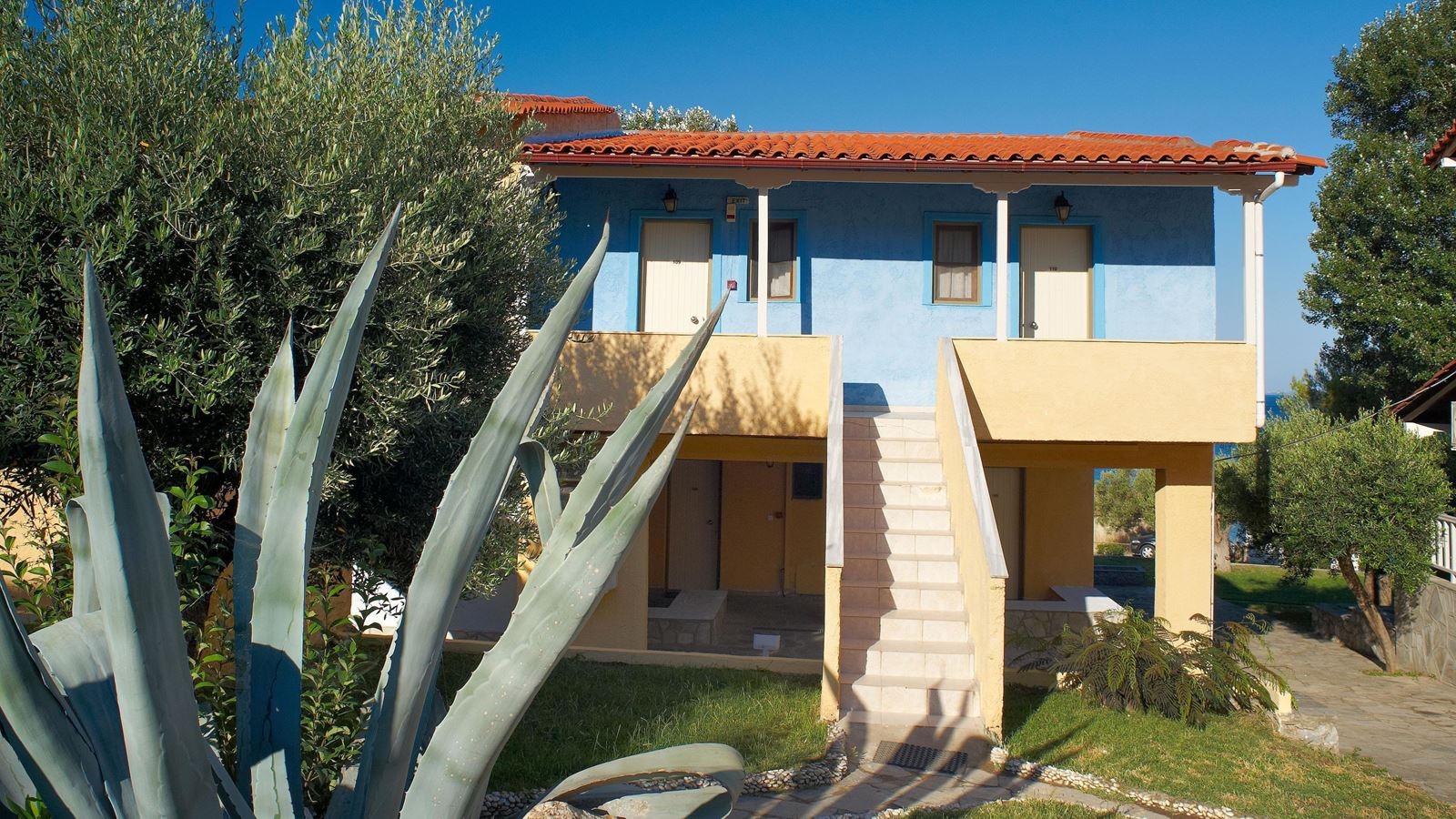 general-main-building