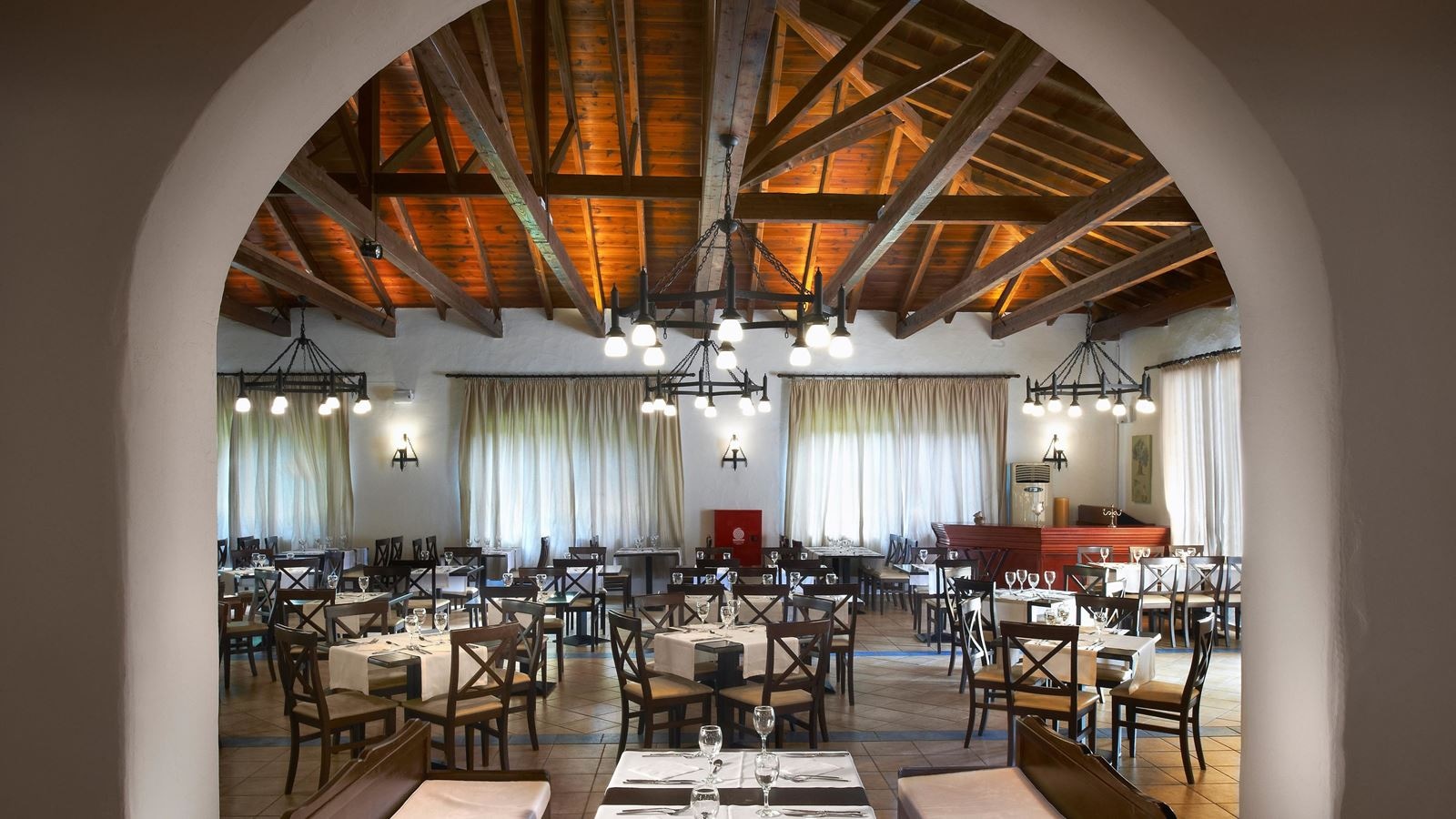 restaurants-main-building