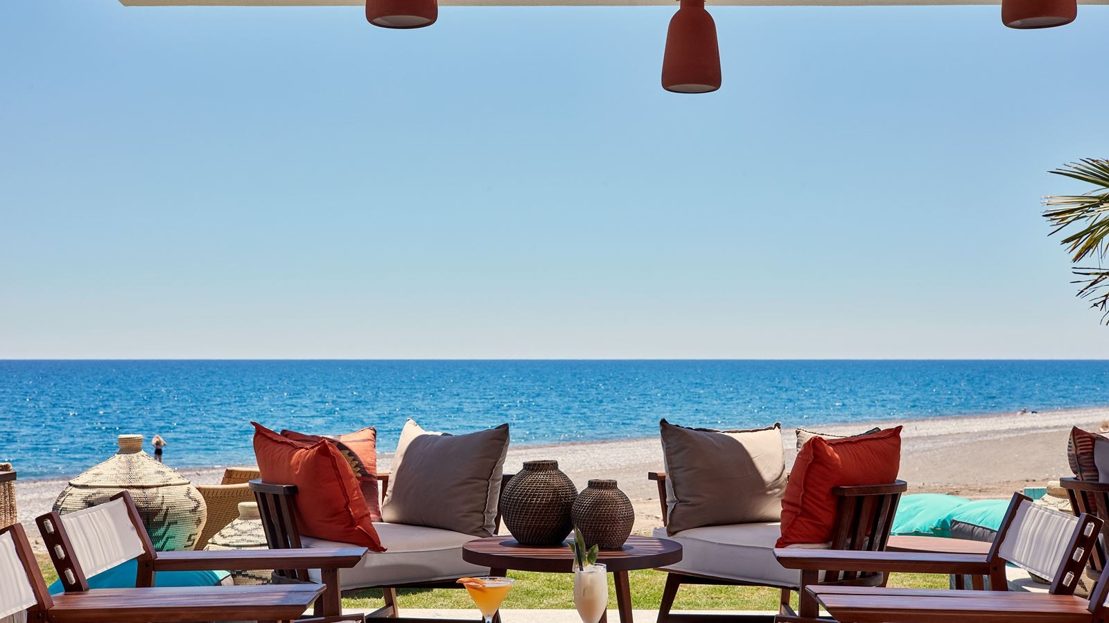 restaurants-bhodi-beach-bar