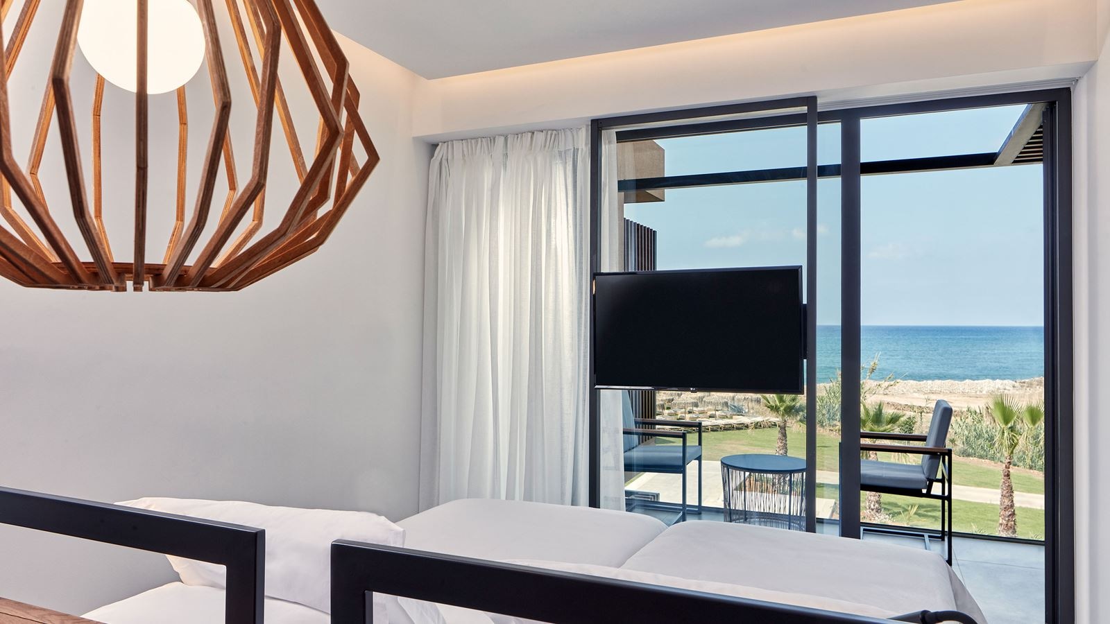 rooms-standard-room-with-sea-view