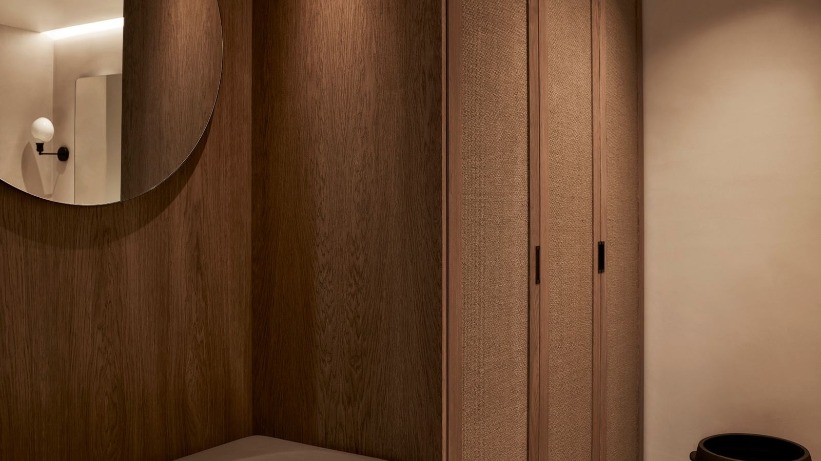 rooms-ionian-beachfront-suite